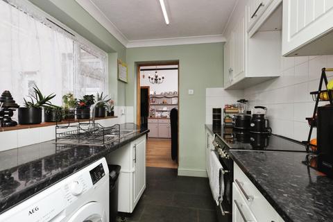 3 bedroom terraced house for sale, Wharf Road, Eastbourne, East Sussex, BN21
