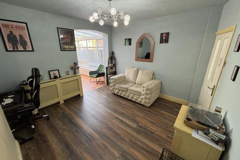 2 bedroom semi-detached house for sale, Brierley Avenue, Layton FY3