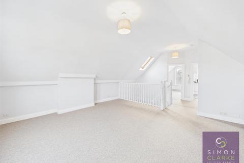 1 bedroom apartment to rent, Holly Park Road, Friern Barnet, N11