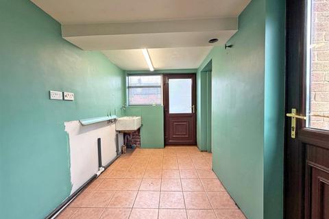 3 bedroom semi-detached house for sale, Clive Road, Monkmoor, Shrewsbury