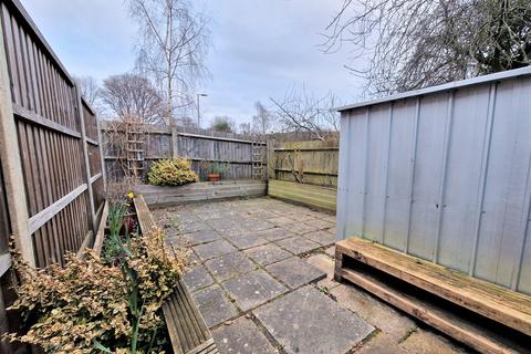 1 bedroom terraced house to rent, Heather Mead, Frimley, Camberley, GU16