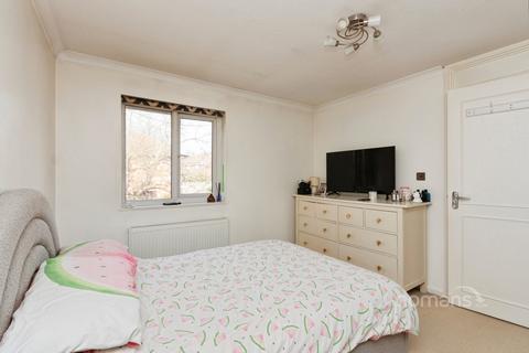 undefined, Heather Mead, Frimley, Camberley, GU16