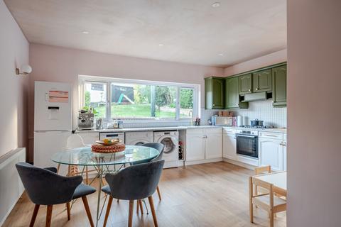 3 bedroom end of terrace house for sale, Woodlands Grove, Coulsdon CR5