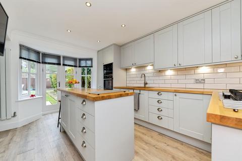 5 bedroom detached house for sale, Glebe View, Walkern, Stevenage