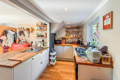 3 bedroom end of terrace house for sale, Flushing