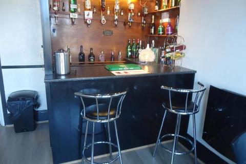 Hotel for sale, Park Road, Blackpool, Lancashire, FY1 4ET