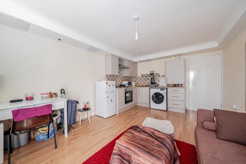 undefined, Dean Road, Southampton, Hampshire