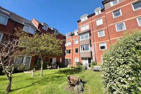 Homelake House, Poole, BH14