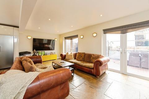 3 bedroom end of terrace house for sale, Grange View, Birkenhead, CH43