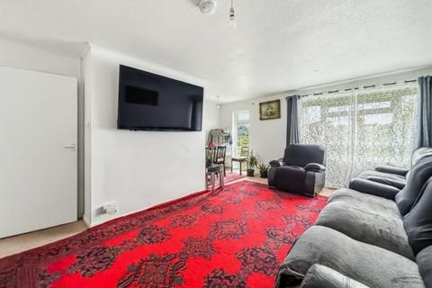 undefined, Shannon Close, Leigh-on-sea, SS9 4