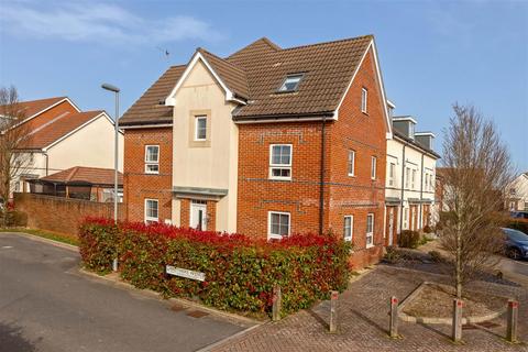 4 bedroom house for sale, Brothers Avenue, Worthing