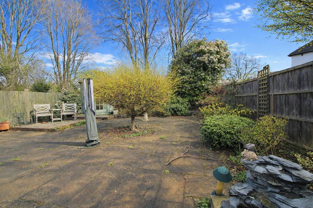 Garden b.jpg