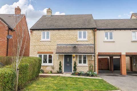undefined, Freeland Gate, Witney OX29