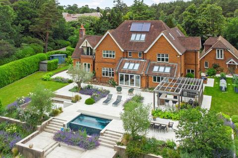 undefined, Farnham Road, Ewshot, Farnham, Surrey