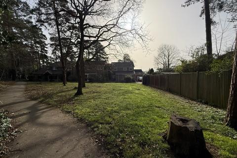 undefined, Yockley Close, Camberley, GU15