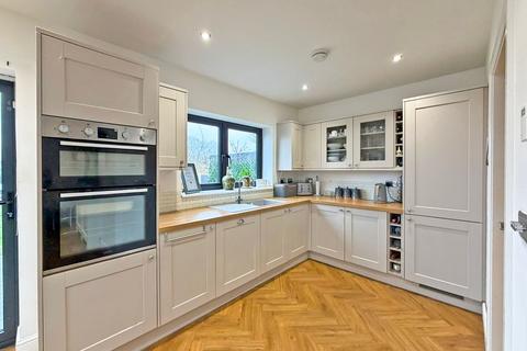 3 bedroom semi-detached house for sale, Claremont Road, Dudley, DY3