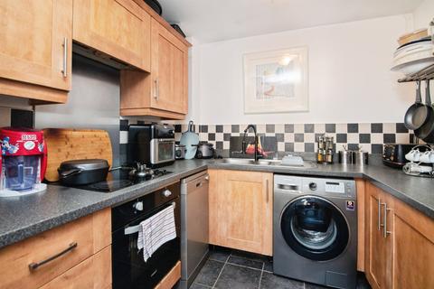 2 bedroom apartment for sale, Ashwood Close, Oldbury