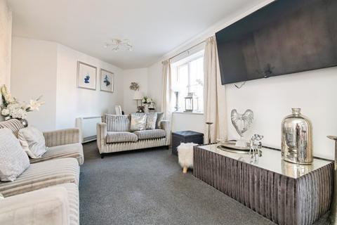 2 bedroom apartment for sale, Ashwood Close, Oldbury