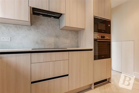 3 bedroom detached house for sale, Warley Mount, Warley, Brentwood, Essex, CM14