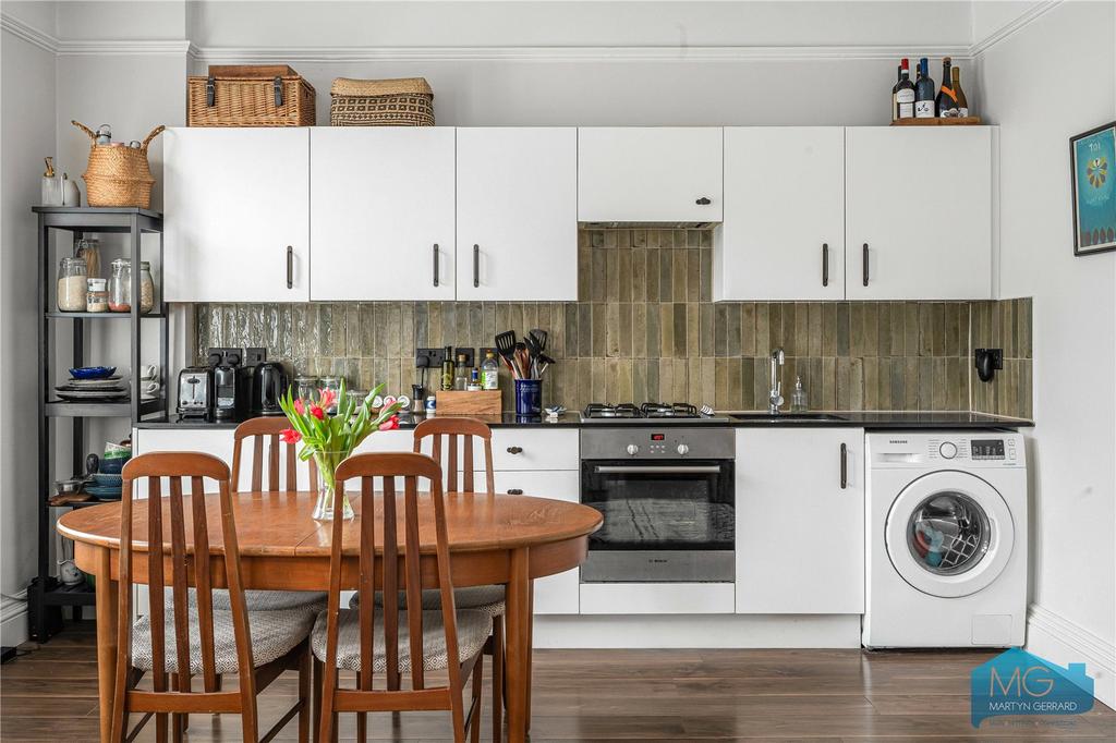Apartment in London - View 2