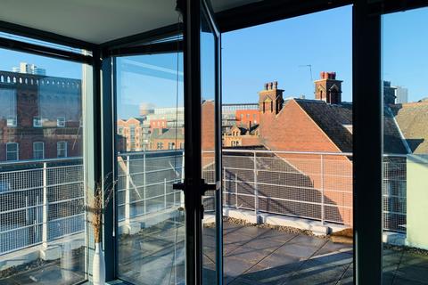 2 bedroom penthouse for sale, WATERLOO COURT, 17 HUNSLET ROAD, LEEDS, LS10