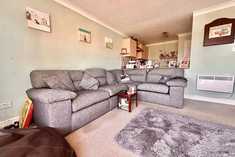 2 bedroom flat for sale, Viking Way, Eastbourne