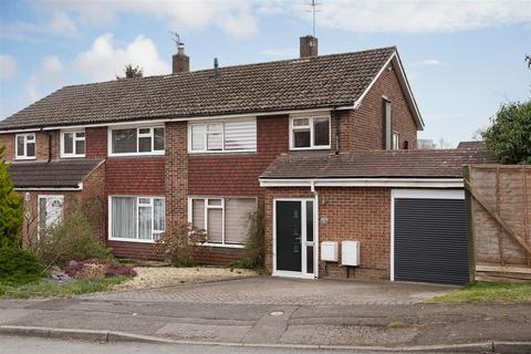 Woodfield Close, Redhill