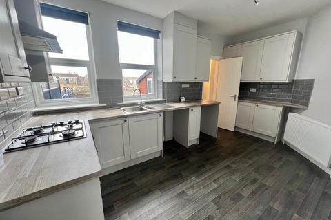 2 bedroom townhouse for sale, Heatherfield Crescent, Marsh