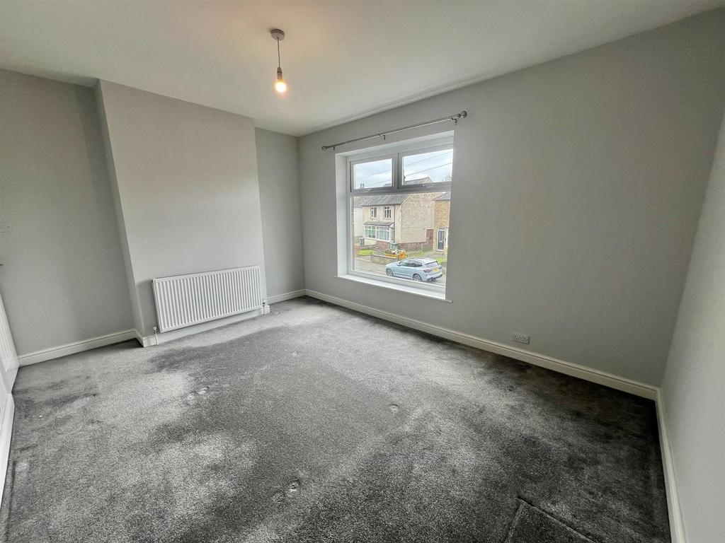 Bramleys Estate Agents - Heatherfield Crescent - M