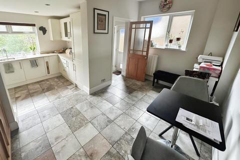 undefined, Croft Road, Sutton