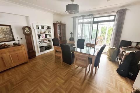 undefined, Croft Road, Sutton