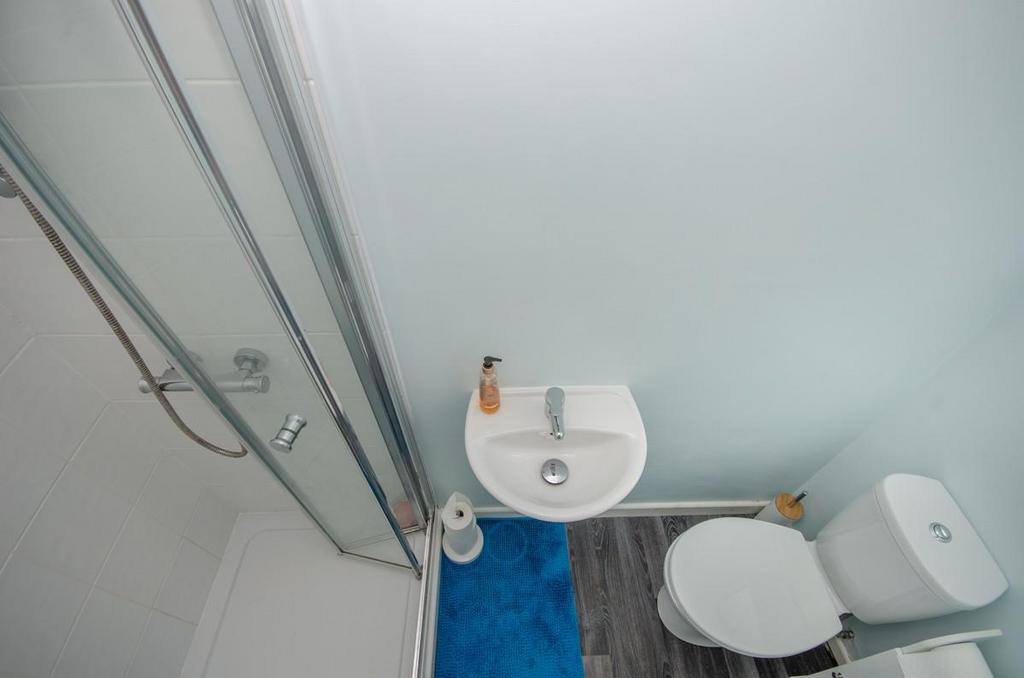 Ensuite.jpg