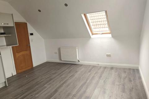 1 bedroom flat to rent, Flat 3, 10 Clifton Road, Weston-super-Mare, Somerset