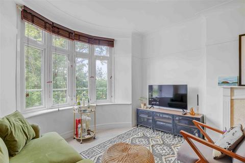 2 bedroom apartment for sale, Parkview Court, London