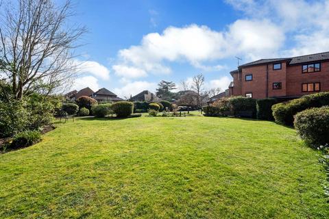 1 bedroom retirement property for sale, Brook Court, Wordsworth Drive, North Cheam