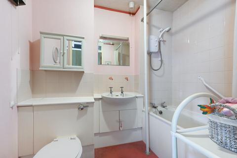 1 bedroom retirement property for sale, Brook Court, Wordsworth Drive, North Cheam
