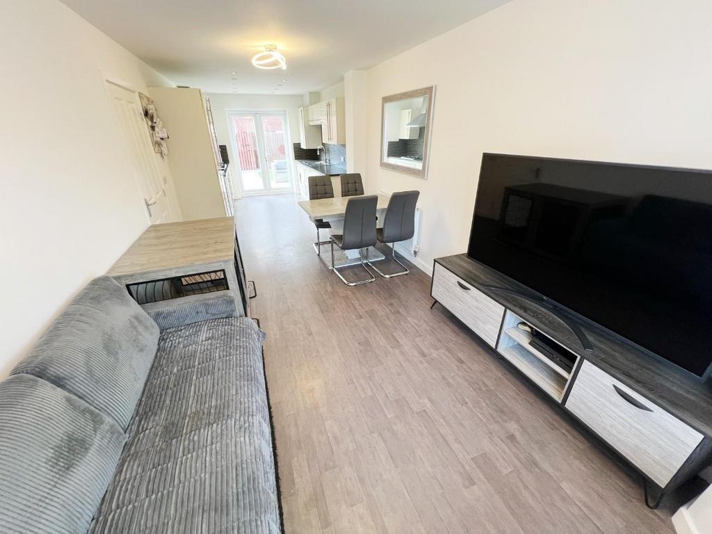 Kitchen/diner/family room