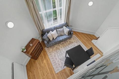 undefined, Fitzjohns Ave, London  NW3