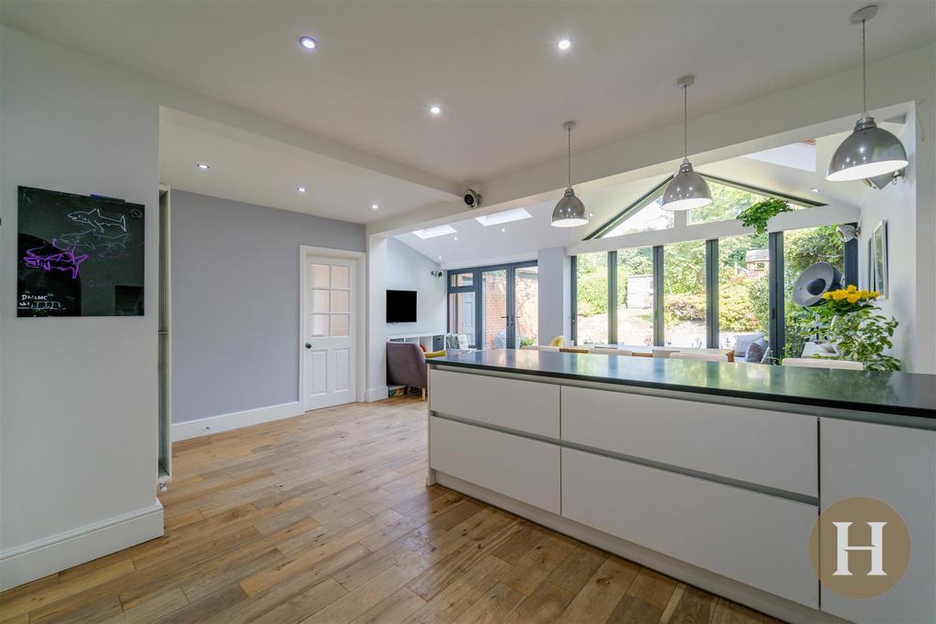 Hadleigh Estate Agents-9.jpg