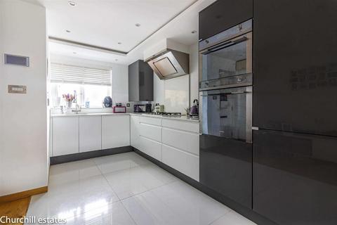 undefined, Marlborough Court, Queens Road, Buckhurst Hill