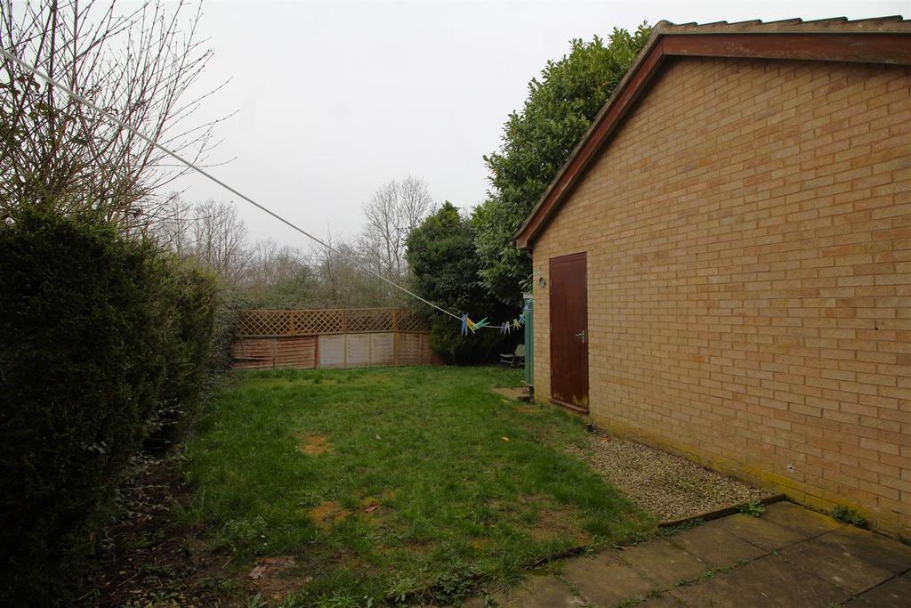 Garden 1 .JPG