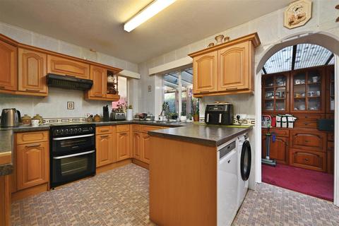 4 bedroom house for sale, Fryatts Way, Bexhill-On-Sea