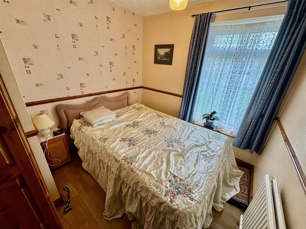 Bedroom 2.jpg