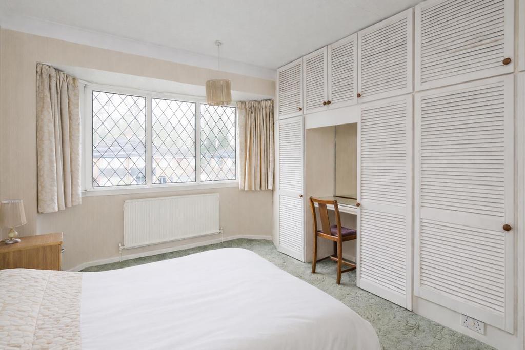 38 Ravenscroft Road 11.jpg