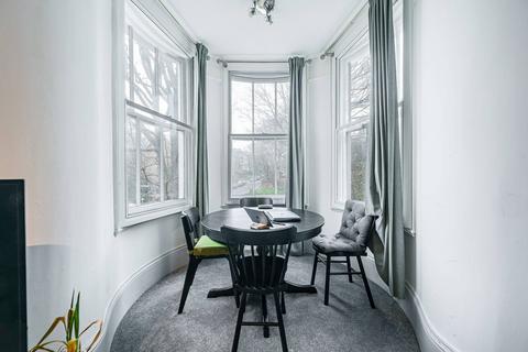 2 bedroom maisonette to rent, Eliot Hill, Lewisham, London, SE13