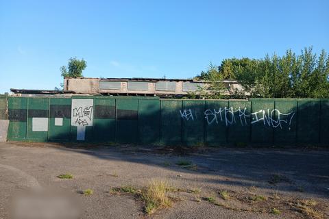 undefined, Mays Lane, EN5