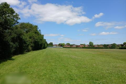 Land for sale, Mays Lane, EN5