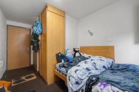 5 bedroom private hall for sale, Woodgate, Loughborough
