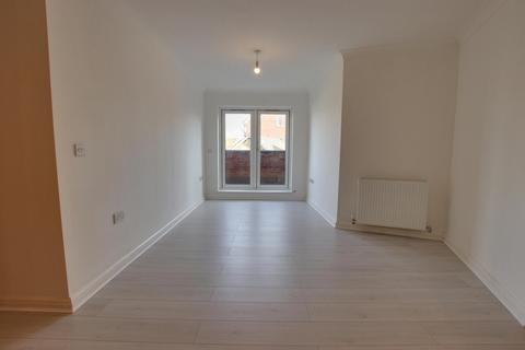 undefined, Iliffe Close, Berkshire RG1