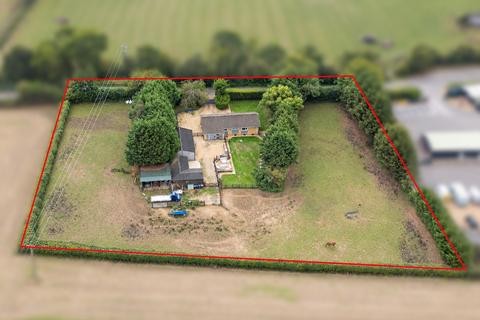 4 bedroom property with land for sale, Braybrooke Road, Market Harborough LE16